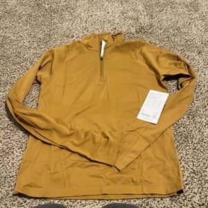 Athleta Momentum Half Zip